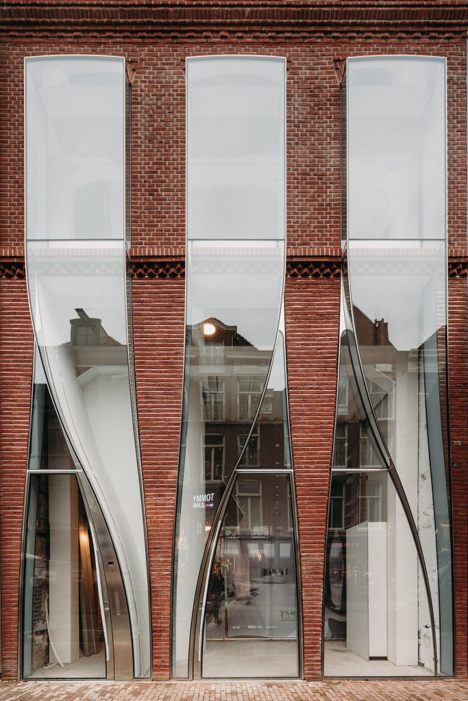 UNStudio has renovated of the facade of P.C. Hooftstraat 138 in Amsterdam - Scale Magazine