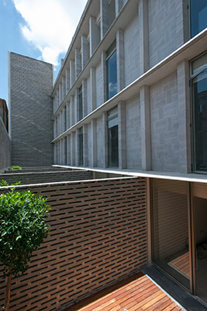 LIVUNO - Scale Magazine