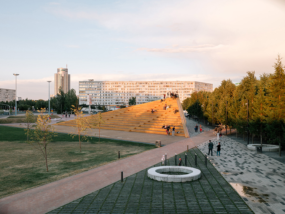 A fresh lease of life and culture has been planned by DROM on the main Azatlyk Square in the city of Naberezhnye Chelny an industrial city in west-central Russia - Scale Magazine