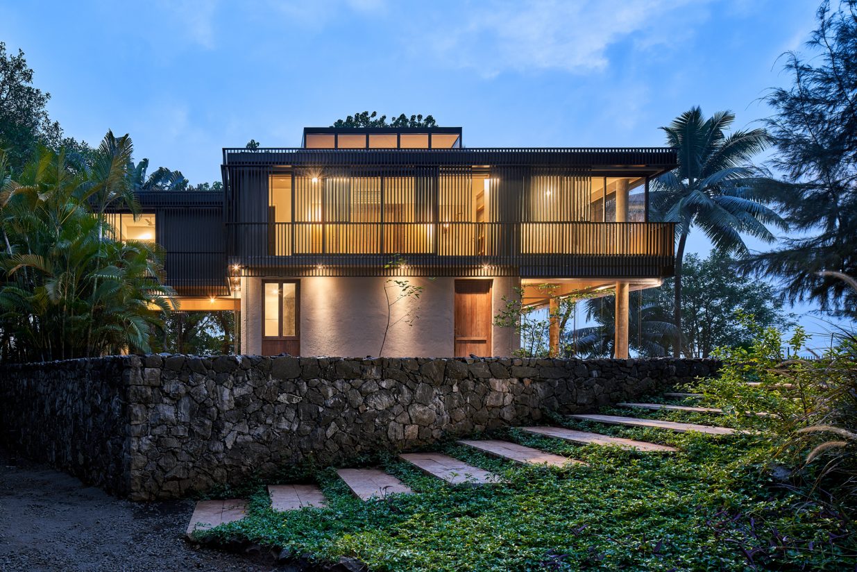 The House in a Beach Garden in Alibaug by Architecture Brio - Scale Architectural and Design Magazine