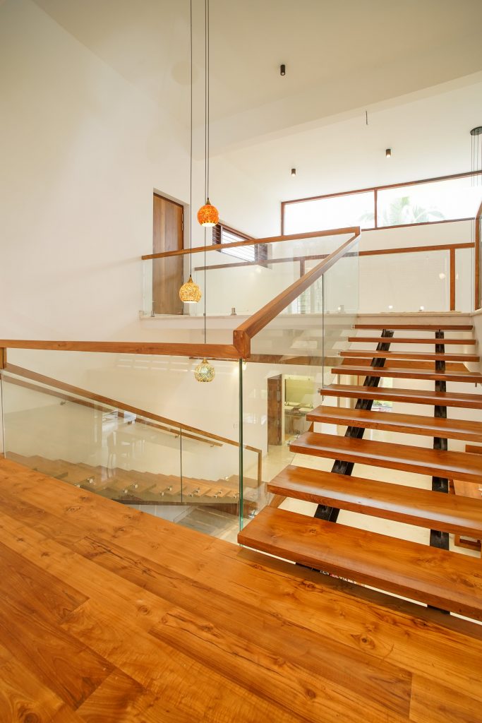 This unembellished house that is open to sunlight and the gentle breeze of Elanji tree - Scale Architectural and Design Magazine